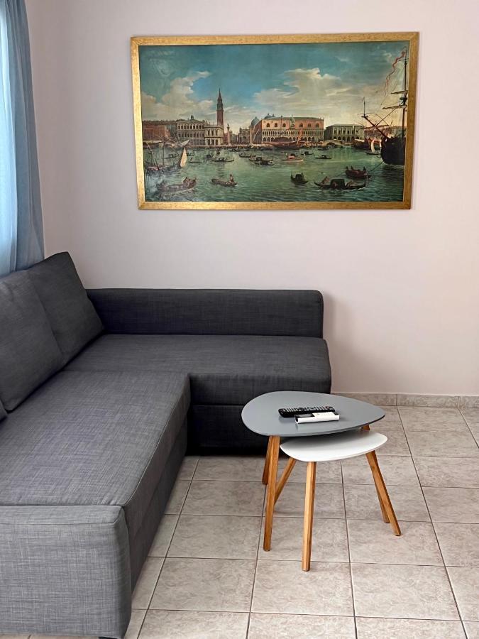 Joanna Apartment Геракіні Екстер'єр фото